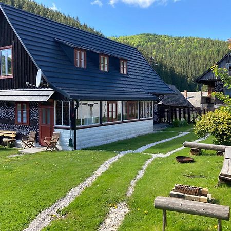 Ondrejova Drevenica Villa Čičmany Bagian luar foto