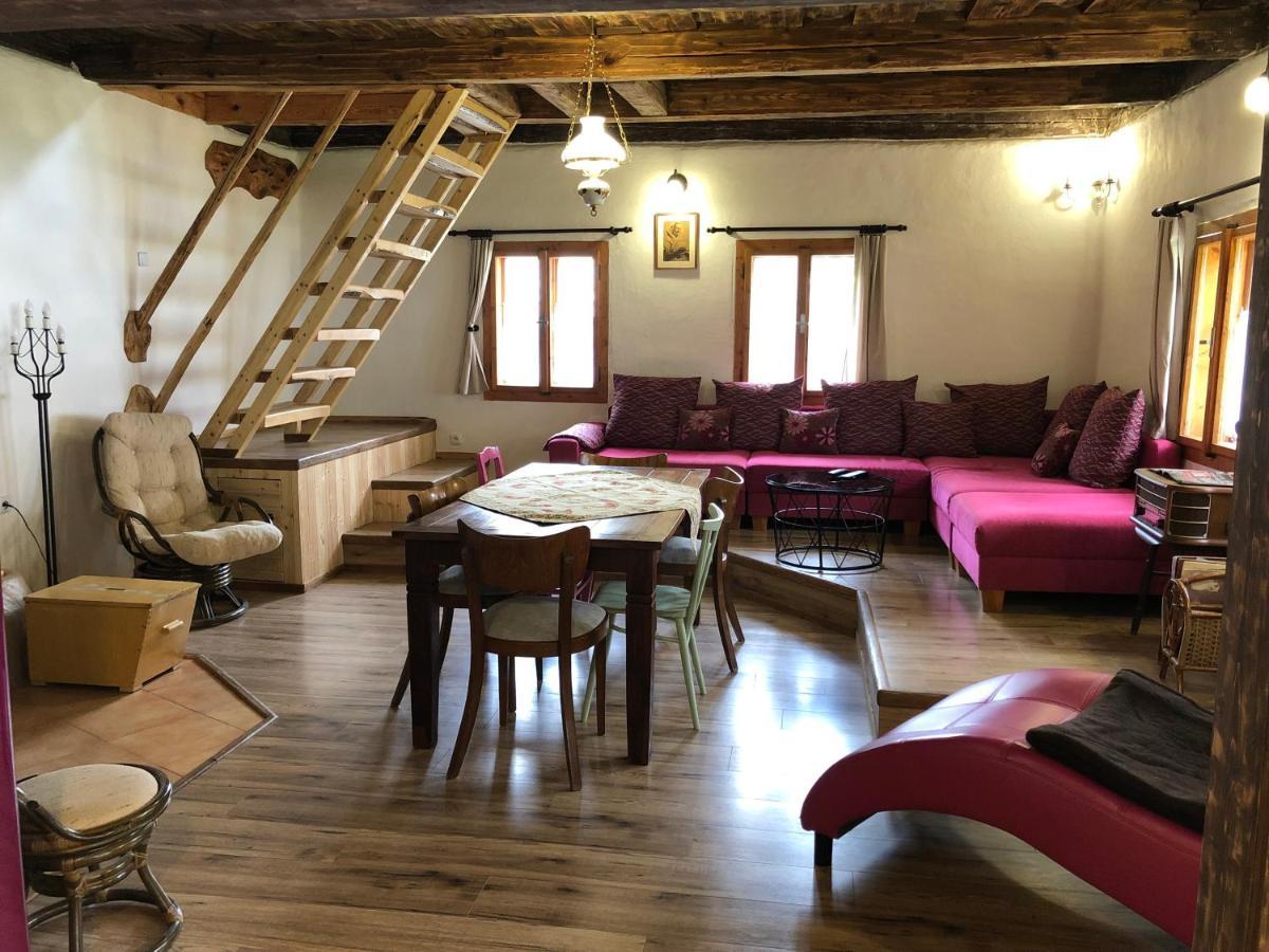 Ondrejova Drevenica Villa Čičmany Bagian luar foto